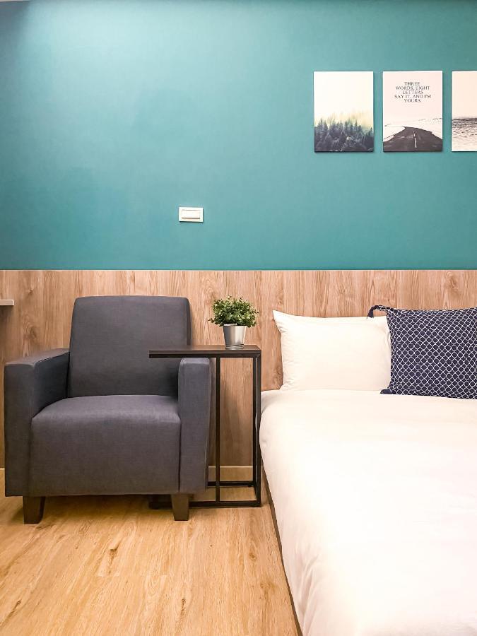 想想旅居 Allegro Hostel Тайчжун Экстерьер фото